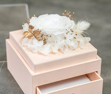 Load image into Gallery viewer, Preserved Rose Jewelry Box