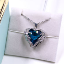 Load image into Gallery viewer, Rotating Jewelry Box with Heart Necklace and Preserved Rose