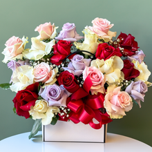 Load image into Gallery viewer, Floret Rose Box