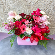 Load image into Gallery viewer, Floret Flower Box