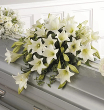 Load image into Gallery viewer, Casket Spray CTT12-32
