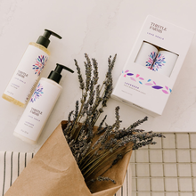 Załaduj obraz do przeglądarki galerii, Lavender Moisturizing Hand Soap and Lotion Set
