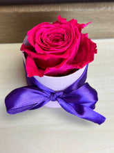 Load image into Gallery viewer, Single Forever Rose
