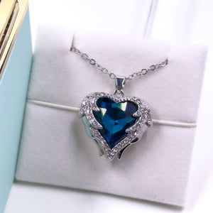 Rotating Jewelry Box with Heart Necklace and Preserved Rose