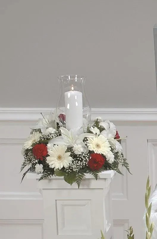 Candle Pedestal Arrangement CTT22-11