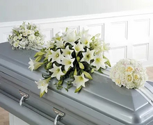 Load image into Gallery viewer, Casket Spray CTT12-32
