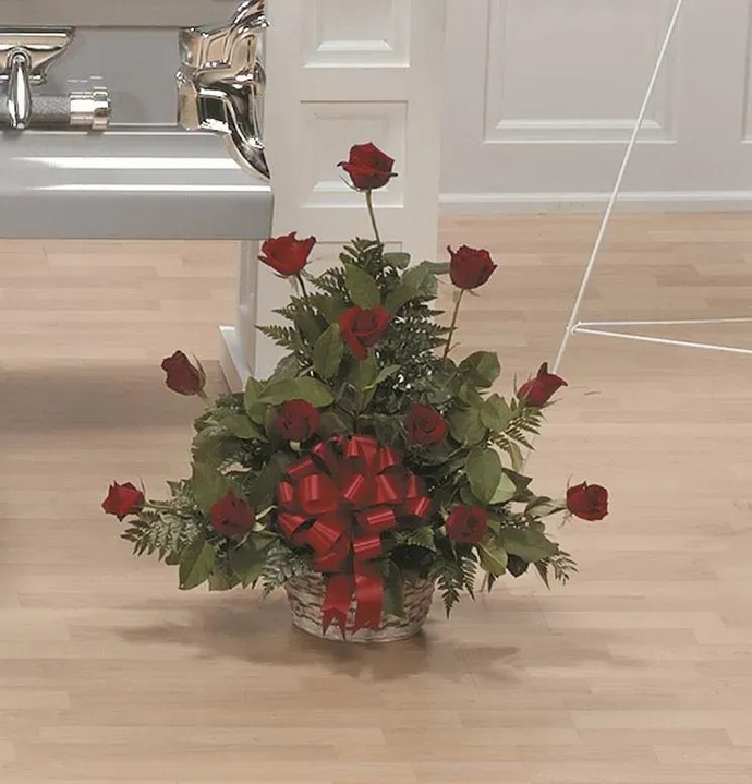 Red Rose Basket CTT19-14